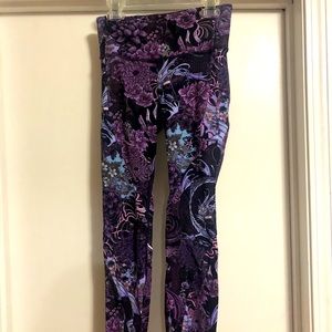 Lululemon cropped leggings